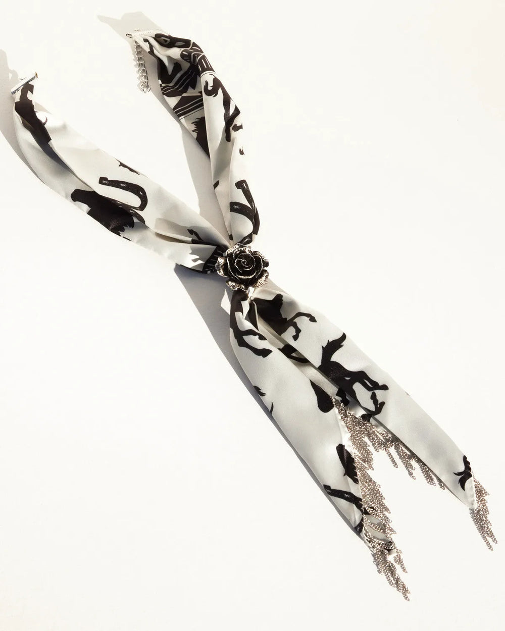 Black/white